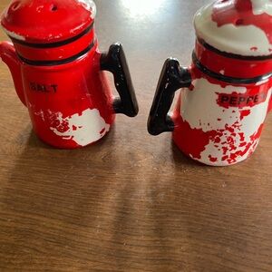 Retro Red and White Salt and Pepper Shaker Set coffee pot design